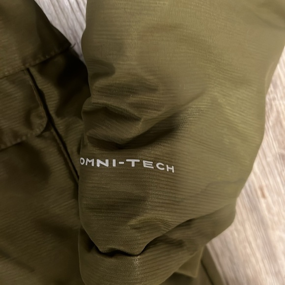 Columbia Omni-Tech Winter Coat - Picture 5 of 13